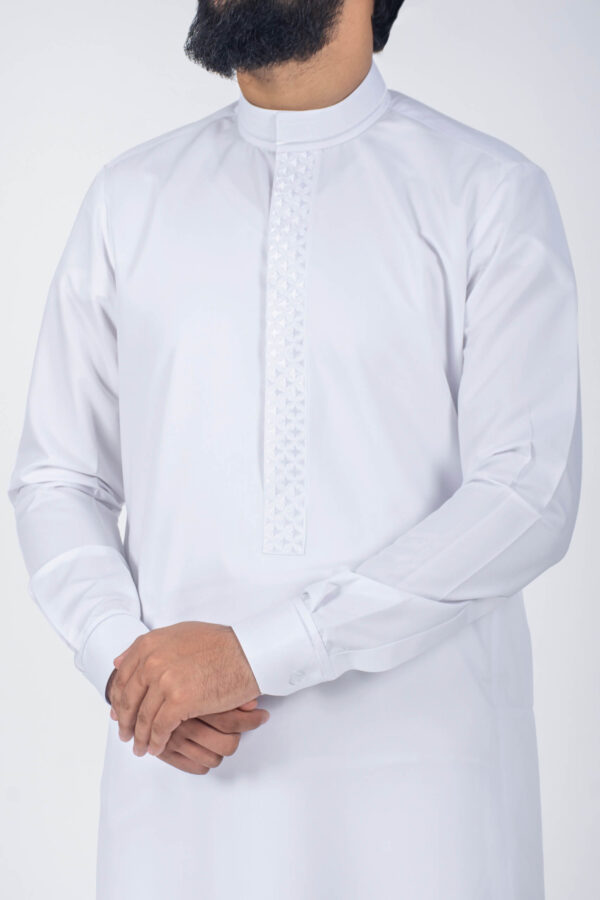 Classic White Thobe
